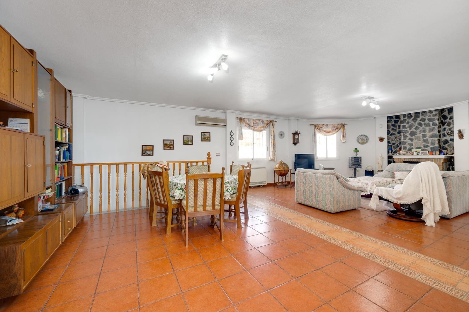 4 camera da letto Villa in vendita in Pinar de Campoverde con piscina garage - 399.000 € (Rif: 9666756)