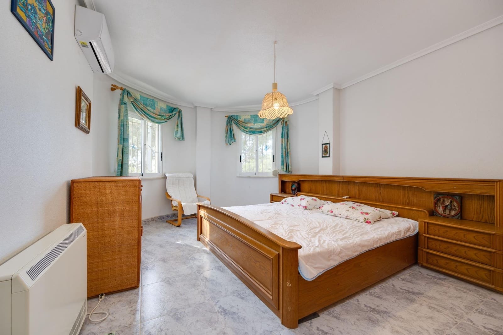 4 camera da letto Villa in vendita in Pinar de Campoverde con piscina garage - 399.000 € (Rif: 9666756)