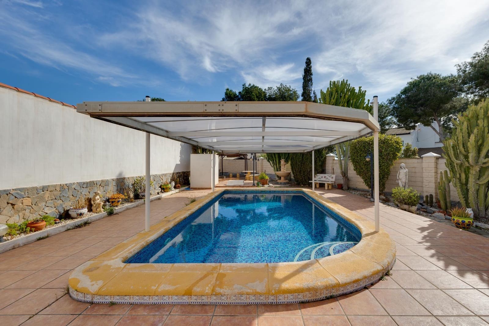 4 camera da letto Villa in vendita in Pinar de Campoverde con piscina garage - 399.000 € (Rif: 9666756)