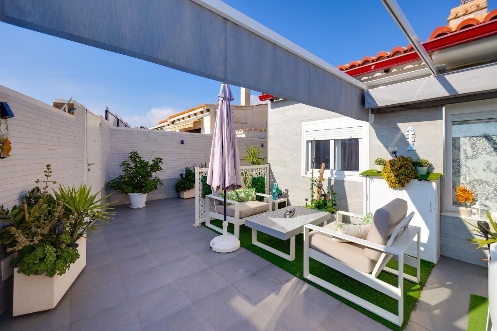 2 camera da letto Villa in vendita in Torrevieja con piscina garage - 289.000 € (Rif: 9677626)