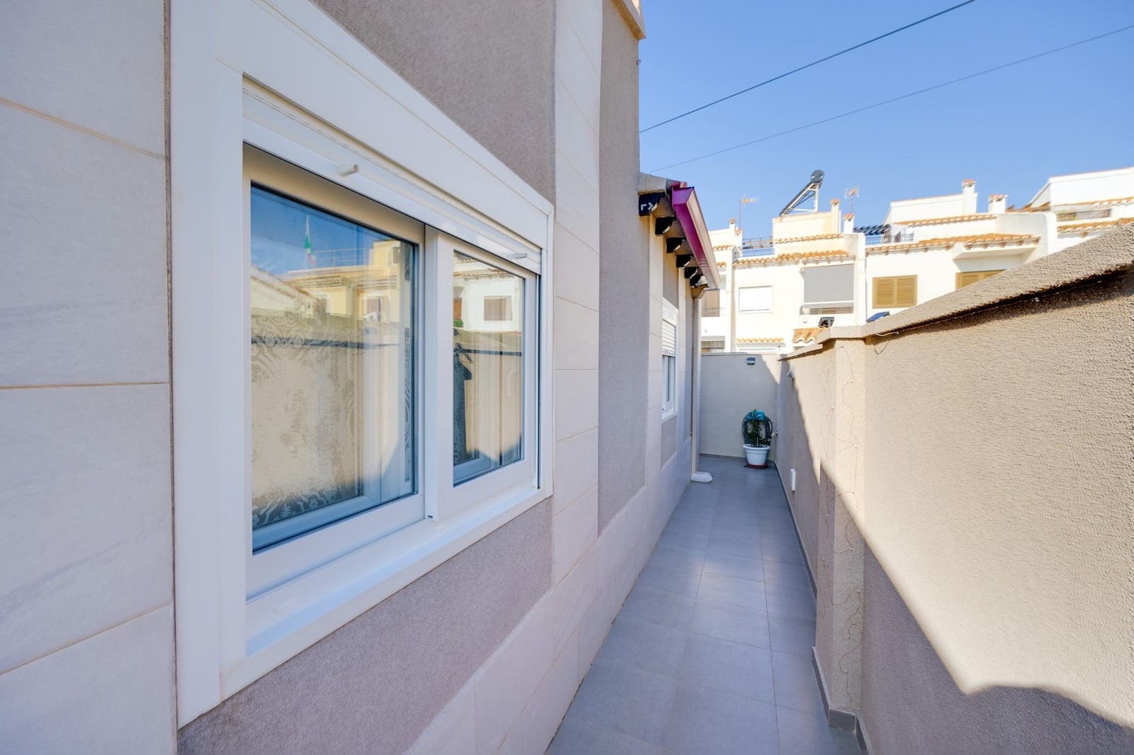 2 camera da letto Villa in vendita in Torrevieja con piscina garage - 289.000 € (Rif: 9677626)
