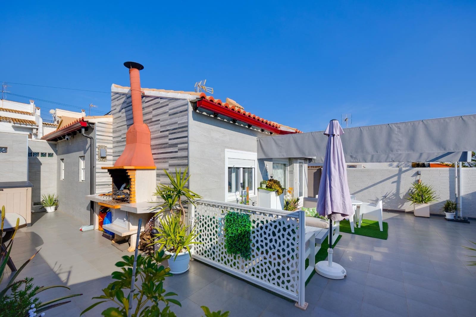 2 camera da letto Villa in vendita in Torrevieja con piscina garage - 289.000 € (Rif: 9677626)