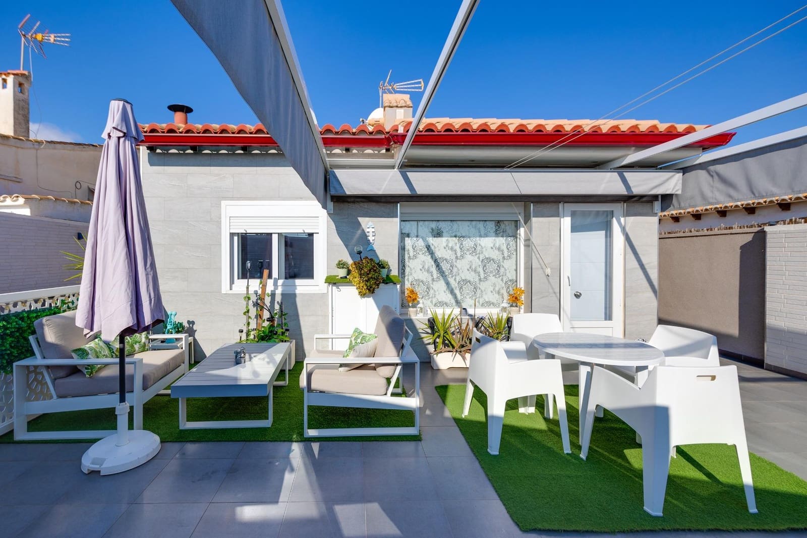 2 camera da letto Villa in vendita in Torrevieja con piscina garage - 289.000 € (Rif: 9677626)