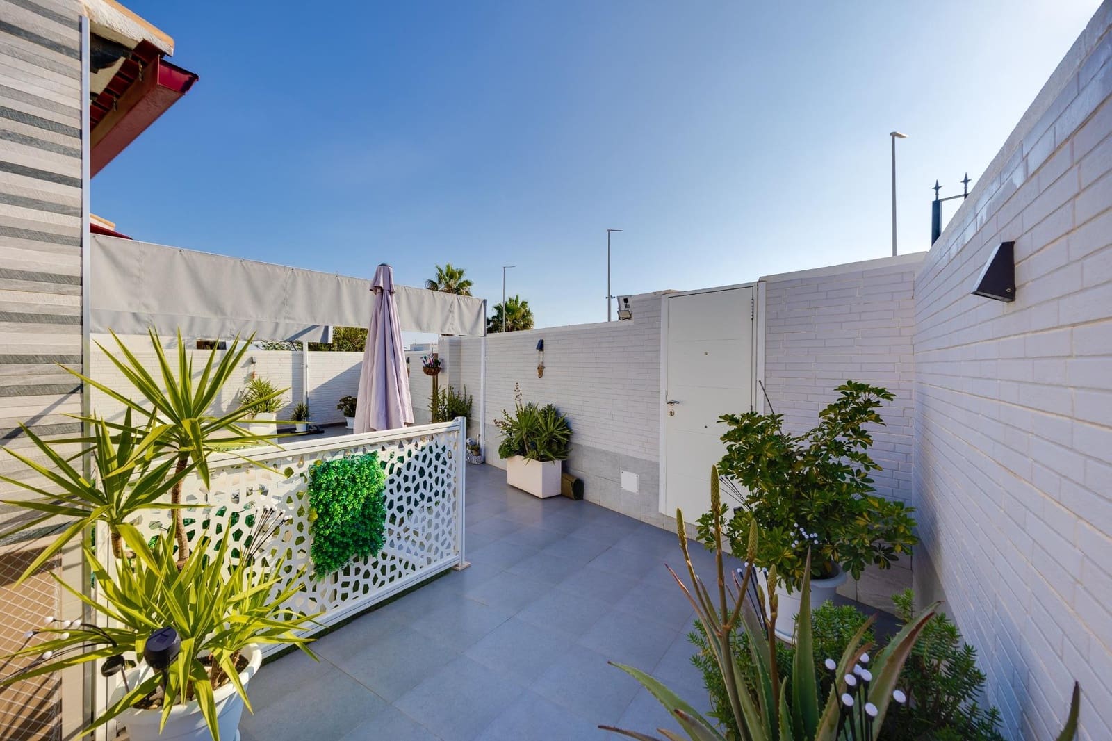 2 camera da letto Villa in vendita in Torrevieja con piscina garage - 289.000 € (Rif: 9677626)