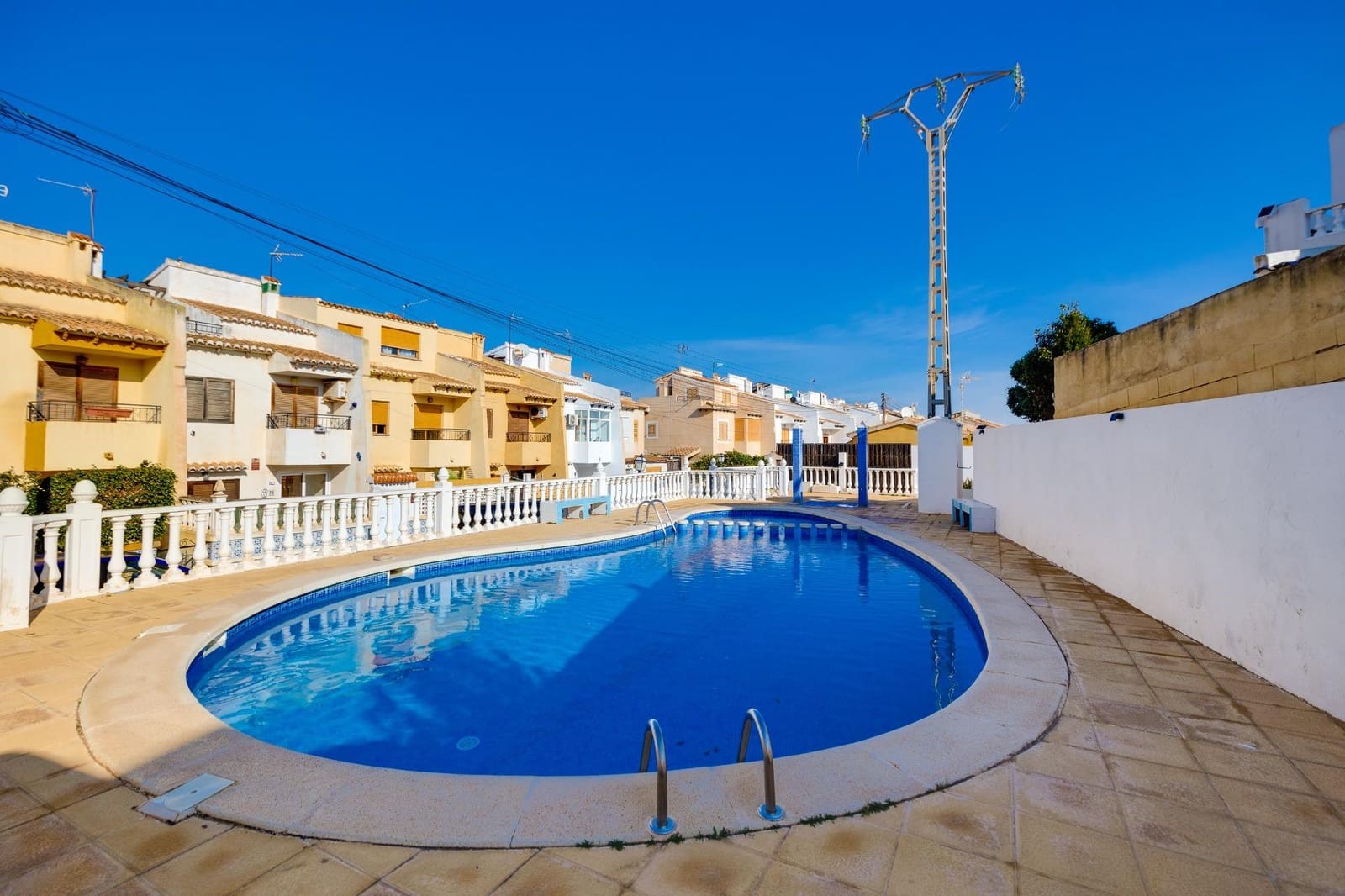 2 camera da letto Villa in vendita in Torrevieja con piscina garage - 289.000 € (Rif: 9677626)