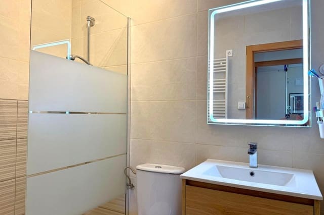 2 sypialnia Penthouse na sprzedaż w Villamartin, Orihuela z basenem - 169 000 € (Ref: 9677628)