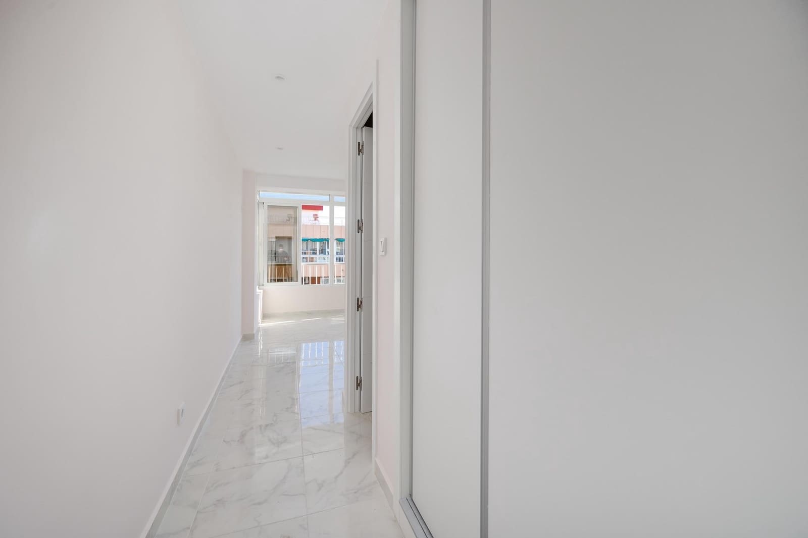 3 chambre Appartement à vendre à Torrevieja avec piscine - 269 900 € (Ref: 9696297)