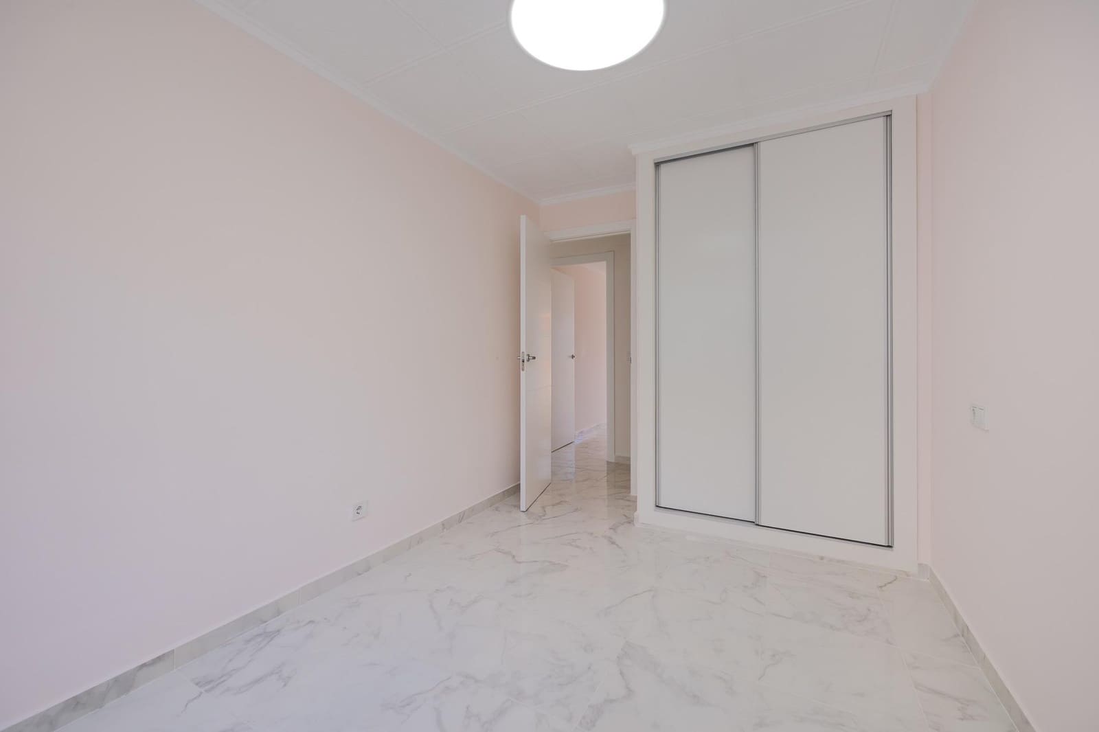 3 chambre Appartement à vendre à Torrevieja avec piscine - 269 900 € (Ref: 9696297)