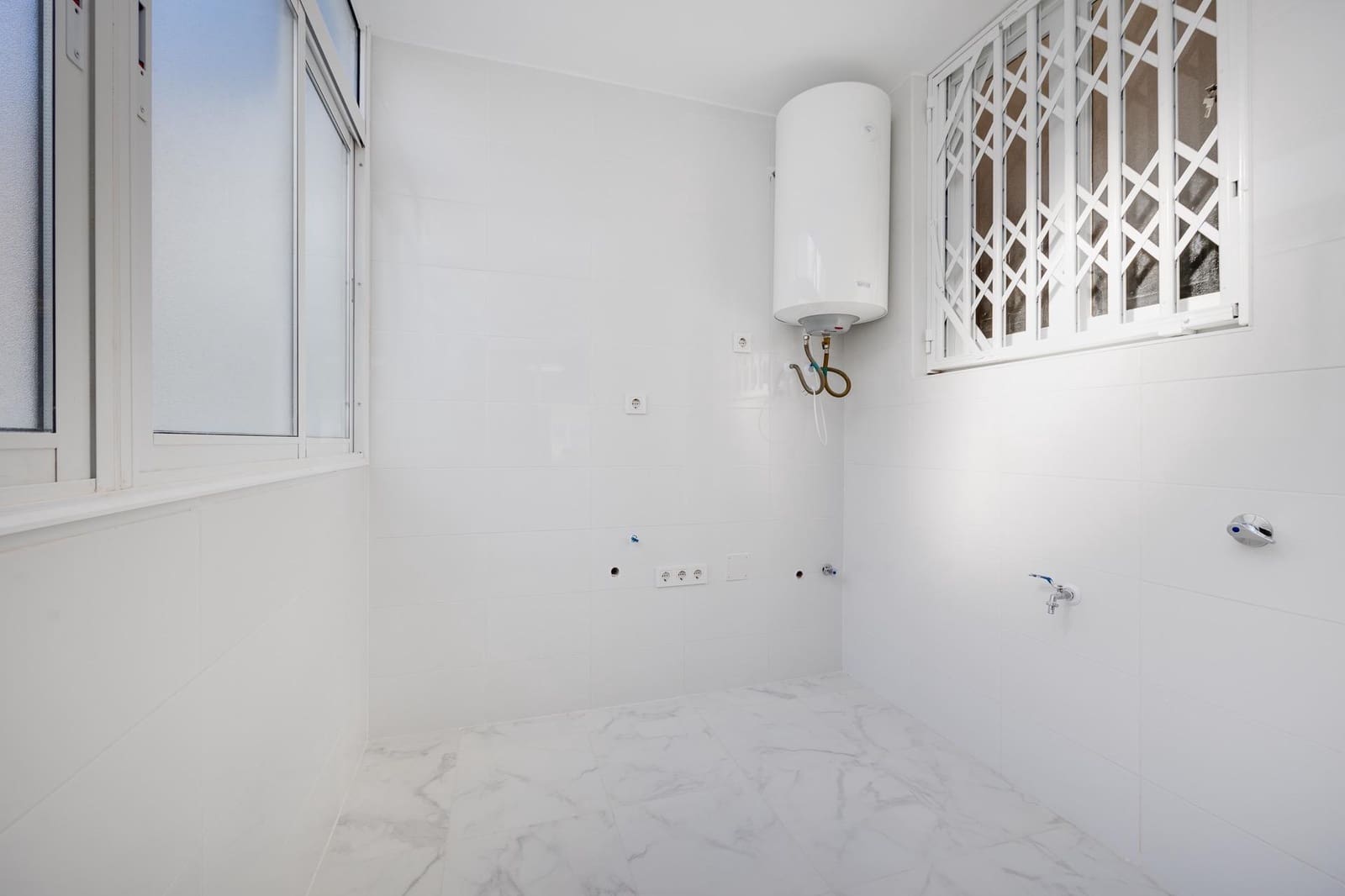 3 chambre Appartement à vendre à Torrevieja avec piscine - 269 900 € (Ref: 9696297)