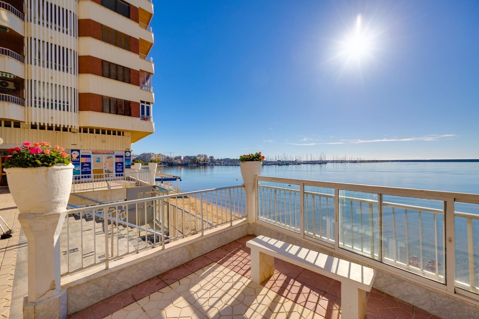 3 chambre Appartement à vendre à Torrevieja avec piscine - 269 900 € (Ref: 9696297)