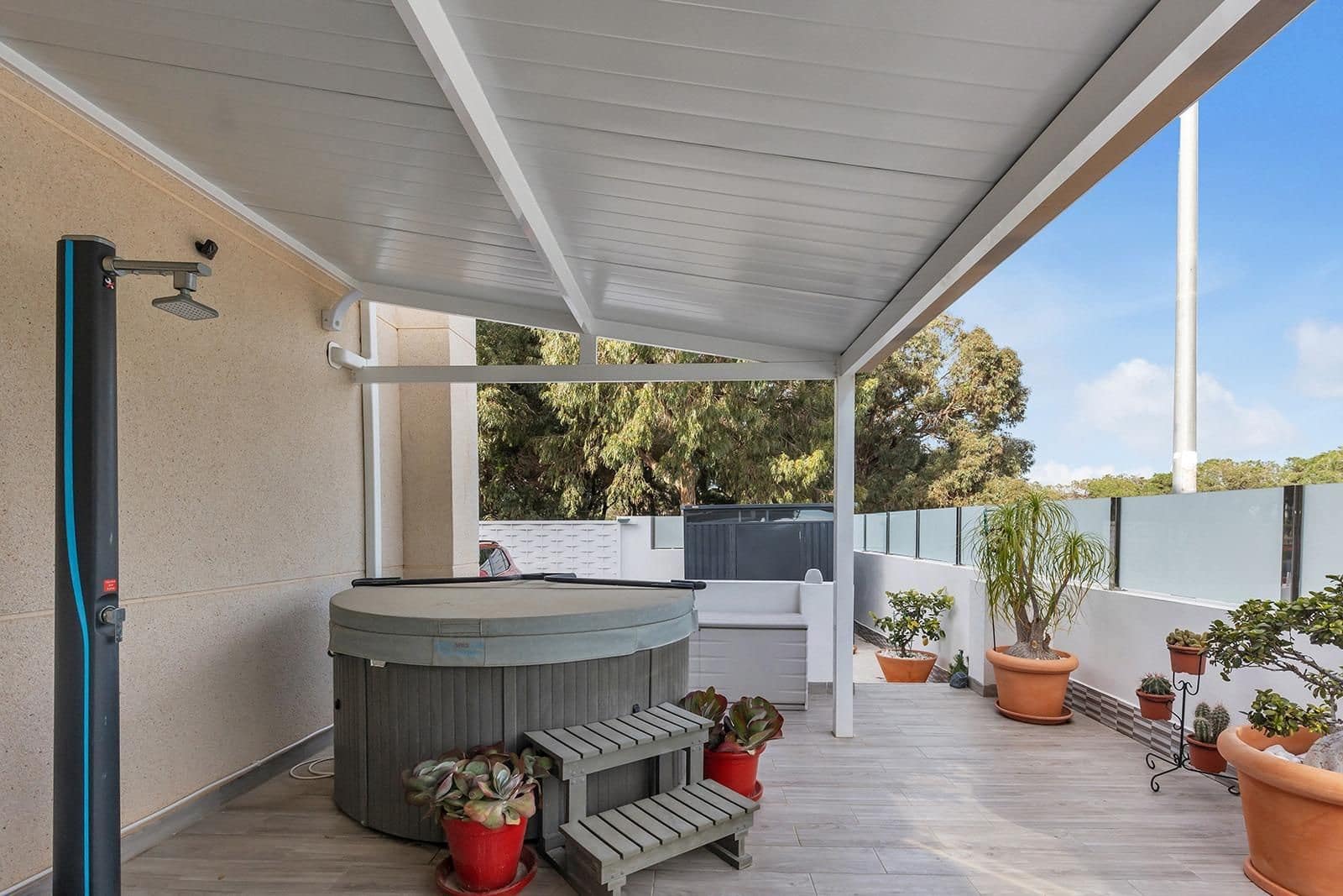 4 bedroom Villa for sale in Guardamar del Segura with pool garage - € 285,000 (Ref: 9702116)