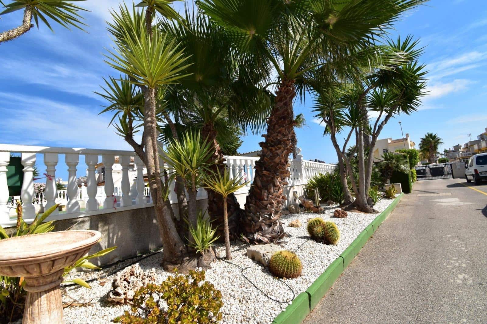 Chalet de 2 habitaciones en Playa Flamenca en venta con piscina - 175.000 € (Ref: 9715106)
