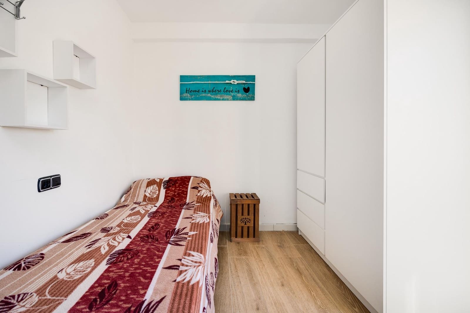 2 bedroom Penthouse for sale in Torrevieja - € 149,900 (Ref: 9726834)