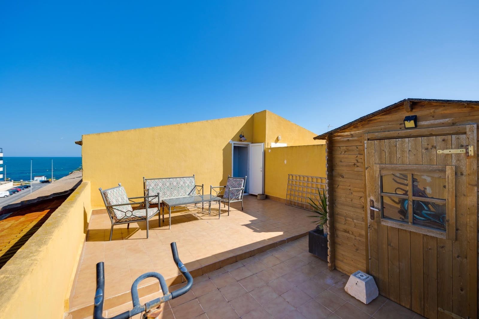 2 bedroom Penthouse for sale in Torrevieja - € 149,900 (Ref: 9726834)