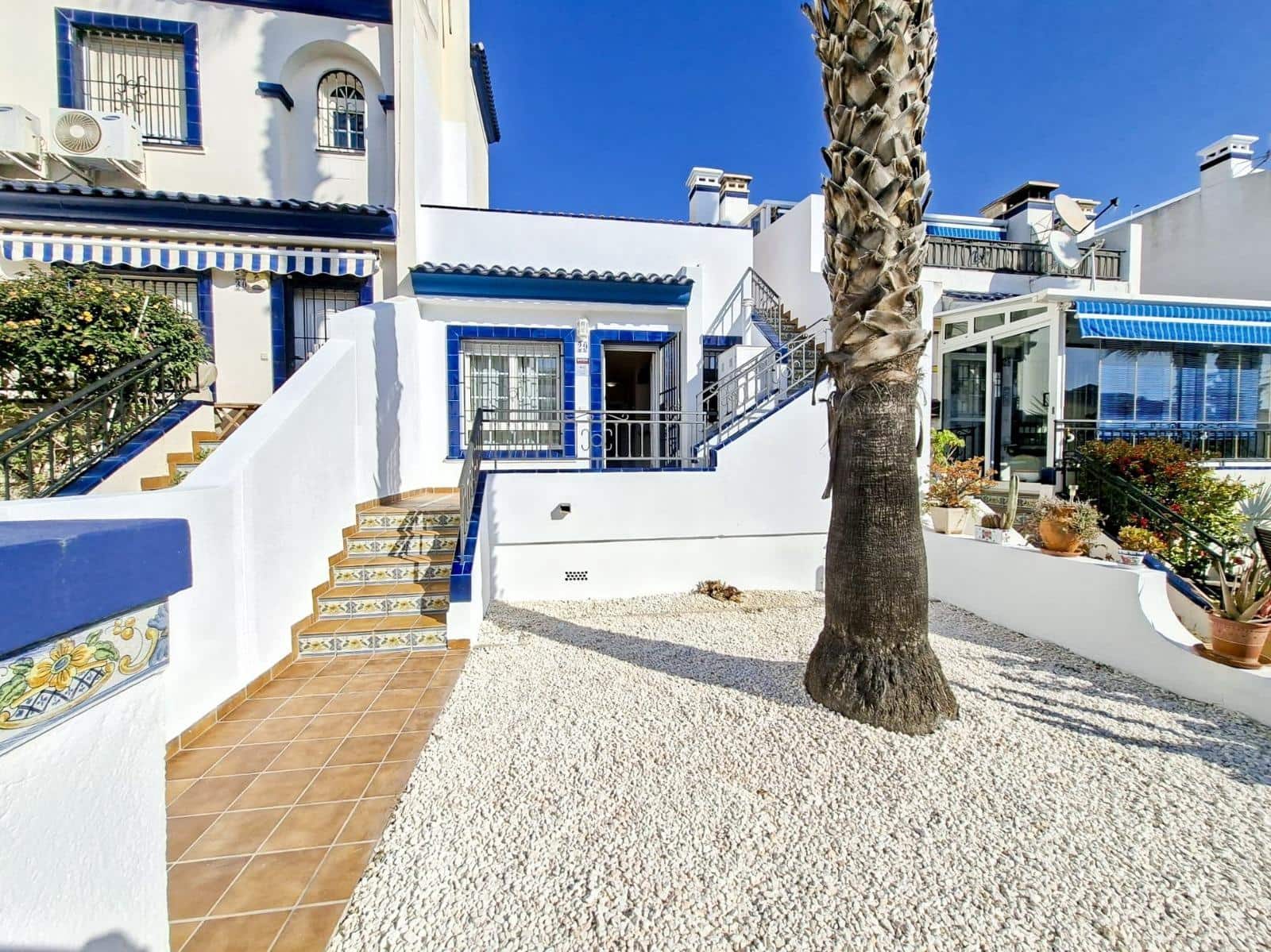 2 bedroom Bungalow for sale in Orihuela Costa with pool - € 229,000 (Ref: 9732410)