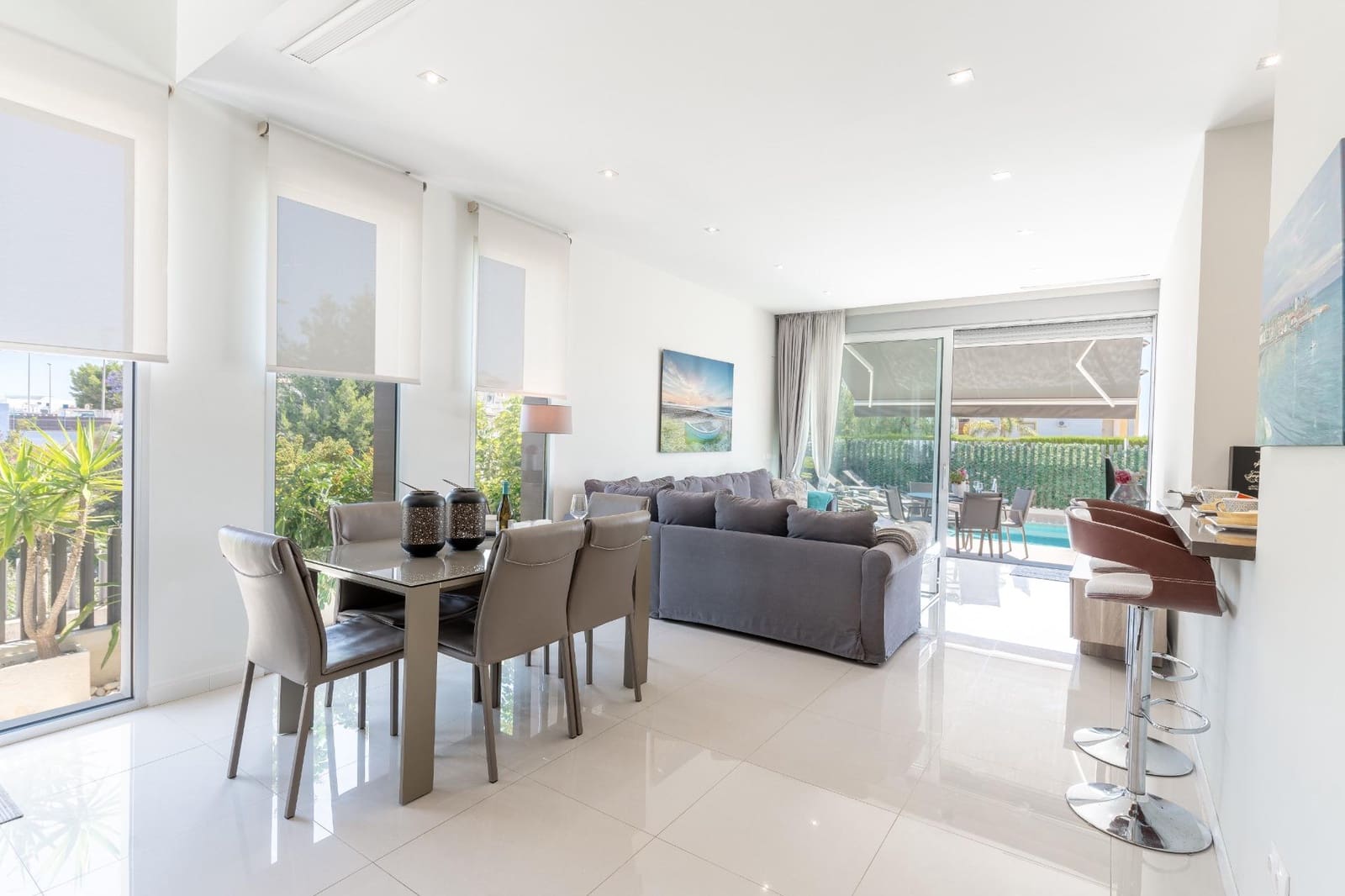 3 chambre Villa/Maison Semi-Mitoyenne à vendre à Orihuela Costa avec piscine garage - 549 000 € (Ref: 9739011)