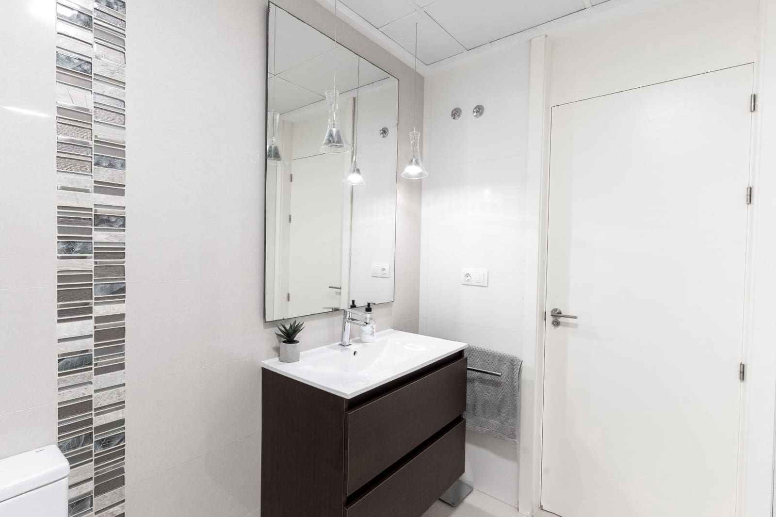 3 chambre Villa/Maison Semi-Mitoyenne à vendre à Orihuela Costa avec piscine garage - 549 000 € (Ref: 9739011)