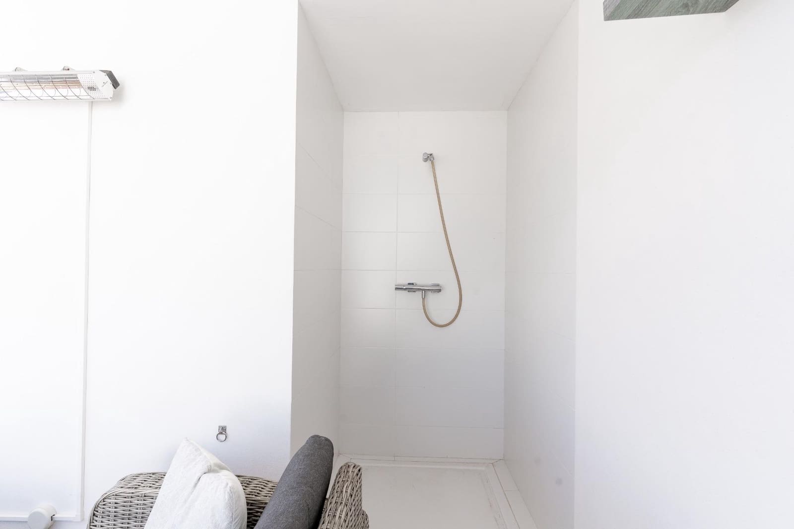 3 chambre Villa/Maison Semi-Mitoyenne à vendre à Orihuela Costa avec piscine garage - 549 000 € (Ref: 9739011)