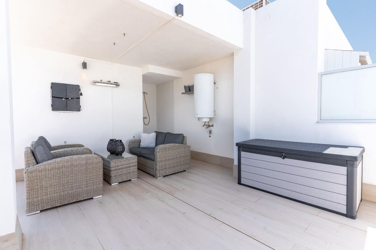 3 chambre Villa/Maison Semi-Mitoyenne à vendre à Orihuela Costa avec piscine garage - 549 000 € (Ref: 9739011)