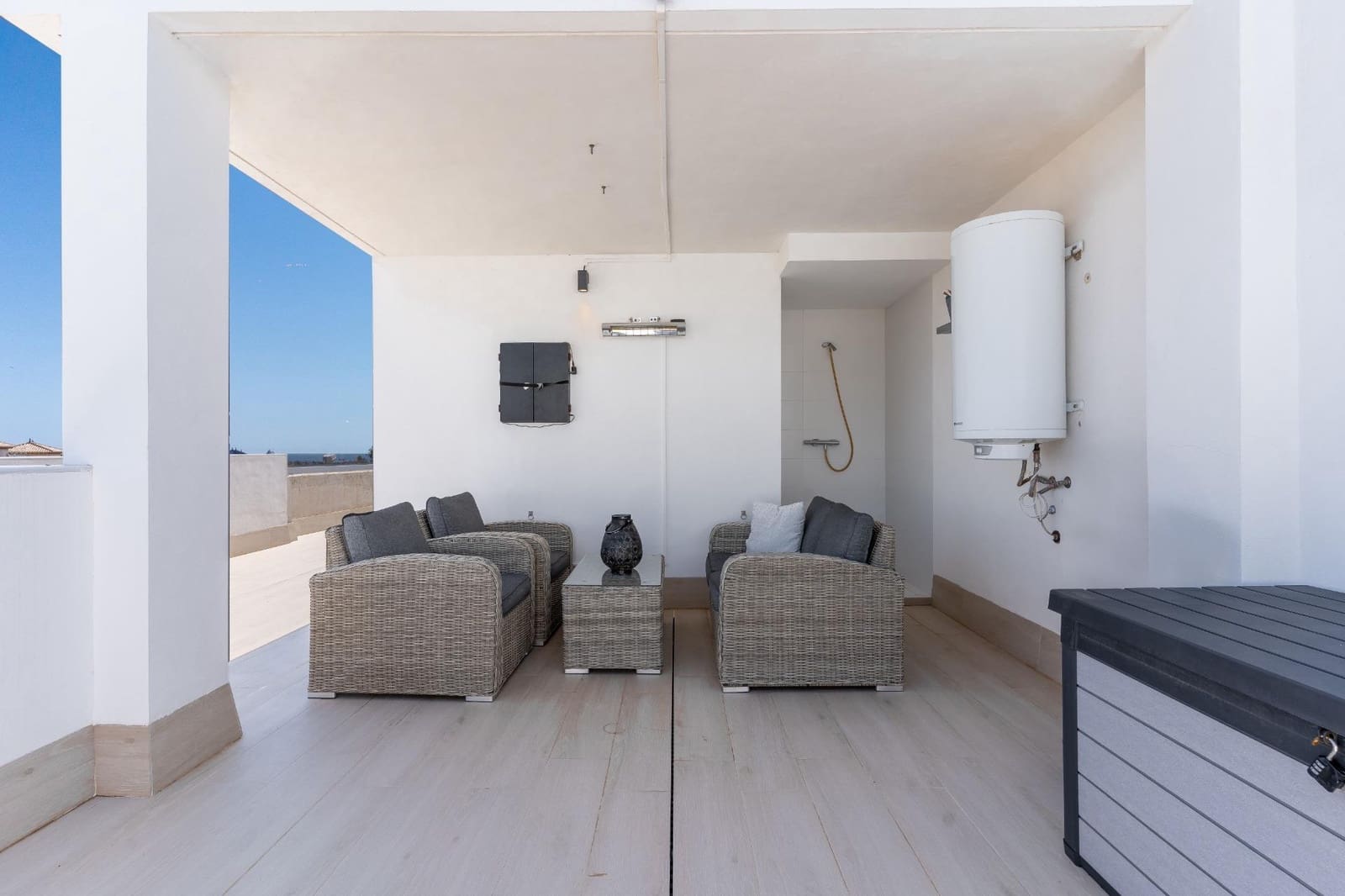 3 chambre Villa/Maison Semi-Mitoyenne à vendre à Orihuela Costa avec piscine garage - 549 000 € (Ref: 9739011)