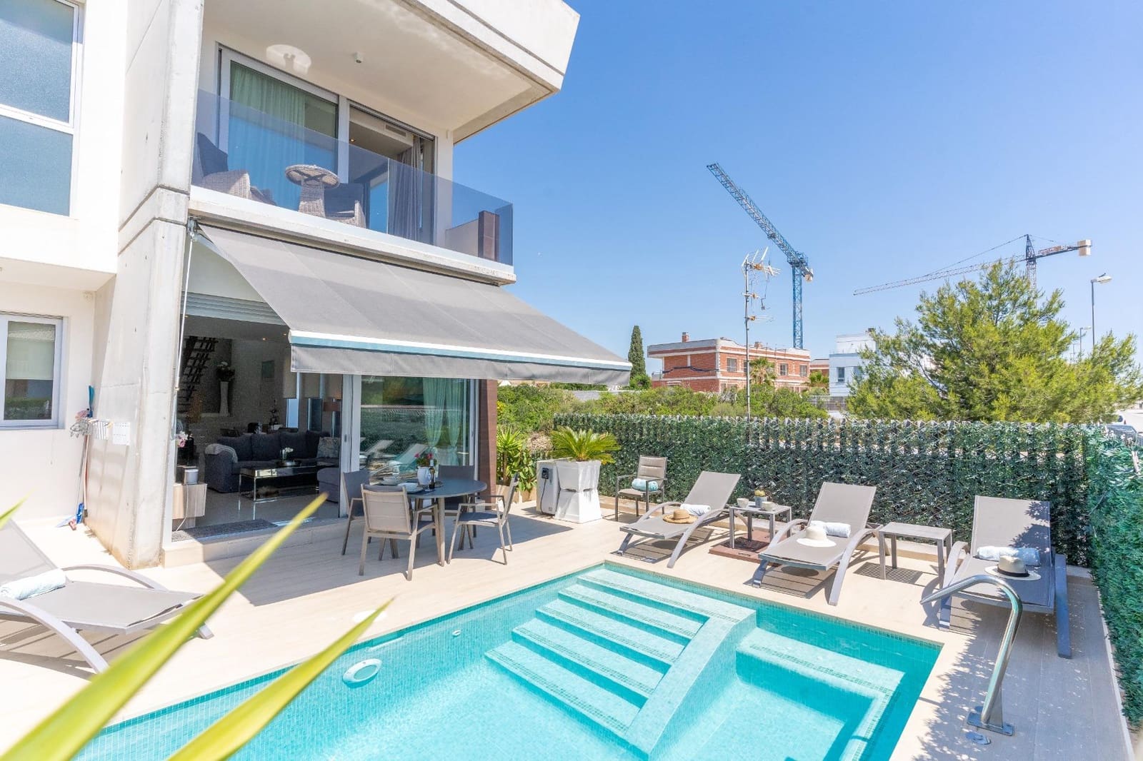 3 chambre Villa/Maison Semi-Mitoyenne à vendre à Orihuela Costa avec piscine garage - 549 000 € (Ref: 9739011)