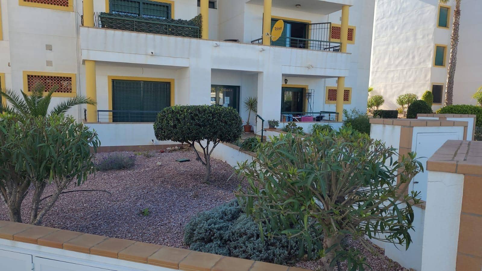 Ático de 2 habitaciones en Orihuela Costa en venta con piscina - 195.000 € (Ref: 9744173)