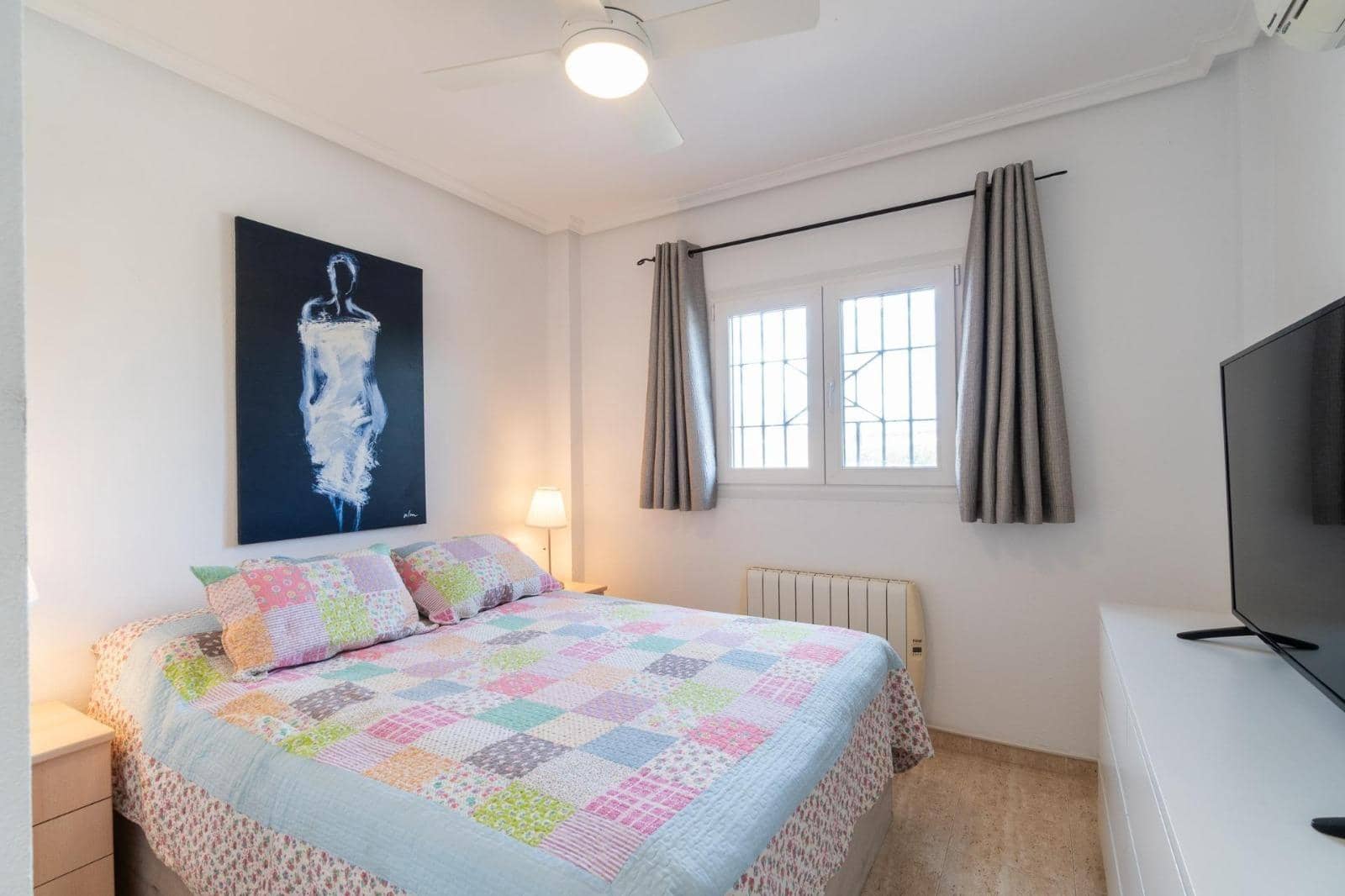 3 sovrum Villa till salu i Orihuela Costa med pool - 279 000 € (Ref: 9744174)