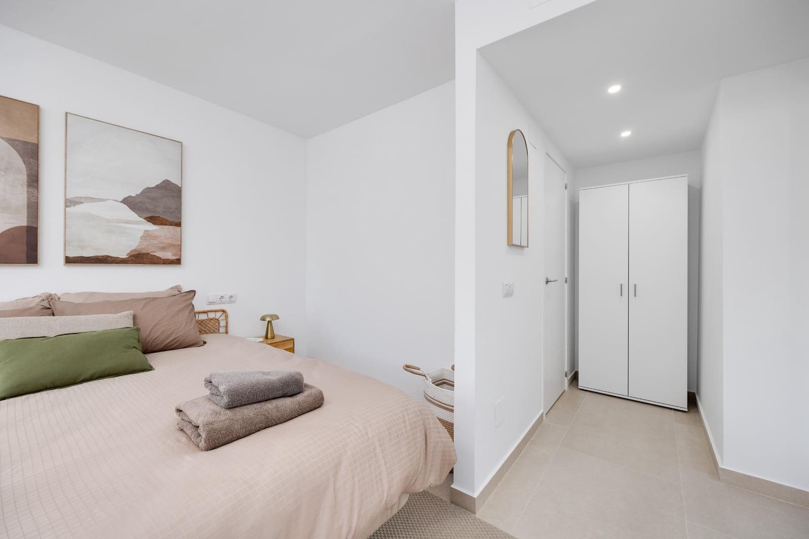 2 soverom Leilighet til salgs i Torrevieja - € 279 000 (Ref: 9763700)