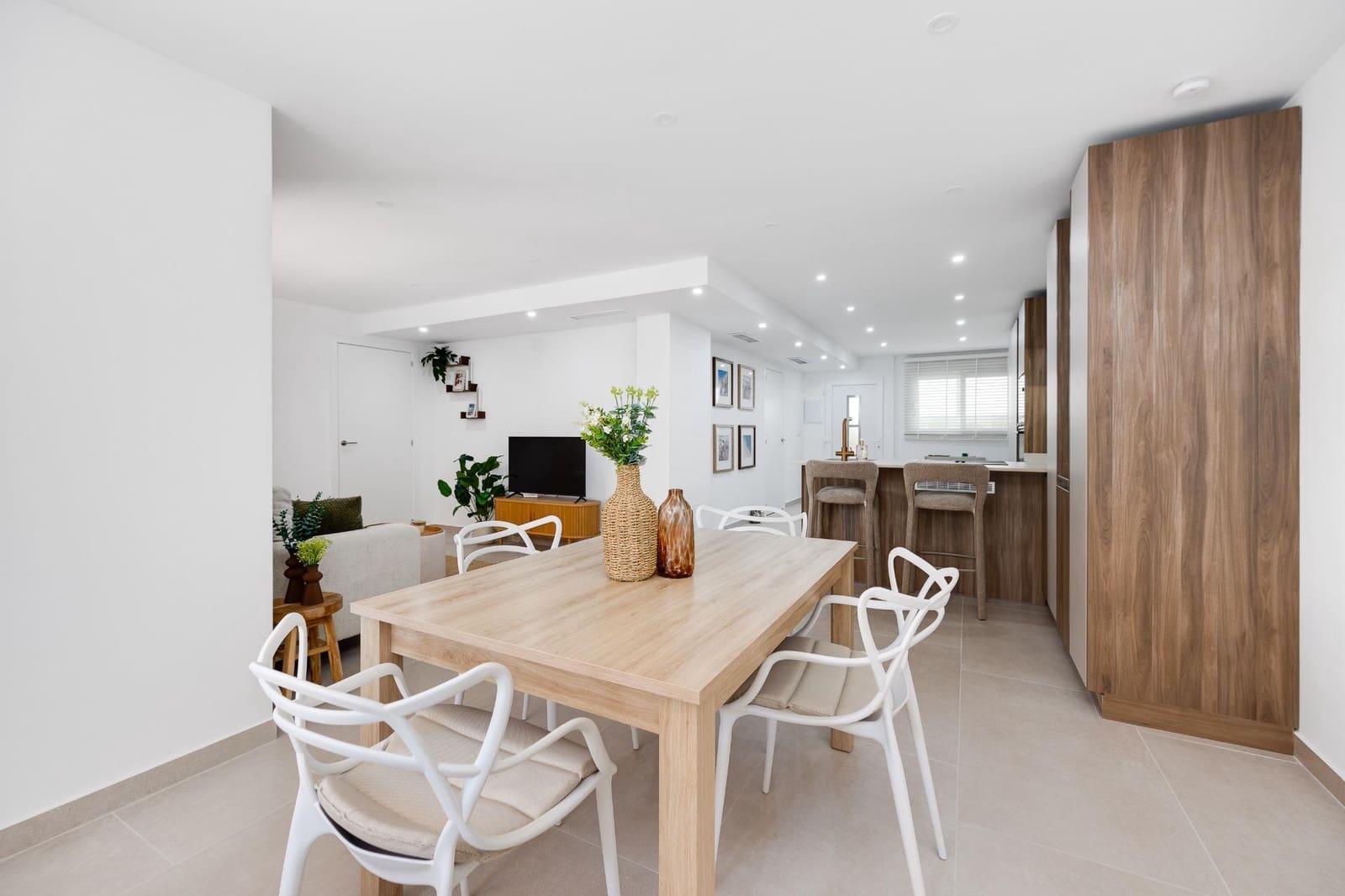 2 soverom Leilighet til salgs i Torrevieja - € 279 000 (Ref: 9763700)