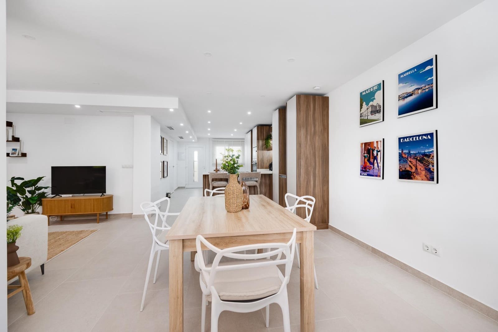 2 soverom Leilighet til salgs i Torrevieja - € 279 000 (Ref: 9763700)