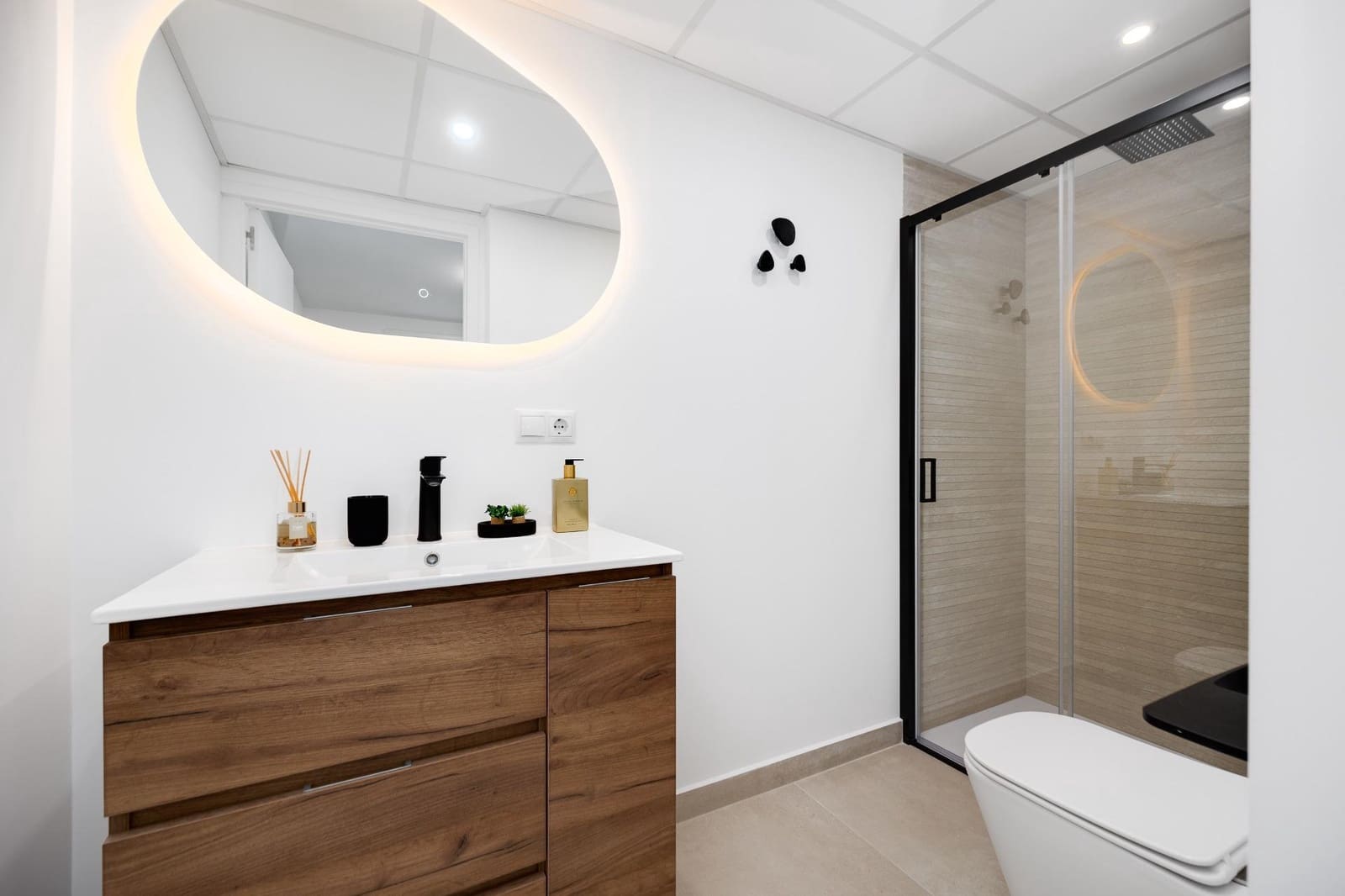 2 soverom Leilighet til salgs i Torrevieja - € 279 000 (Ref: 9763700)