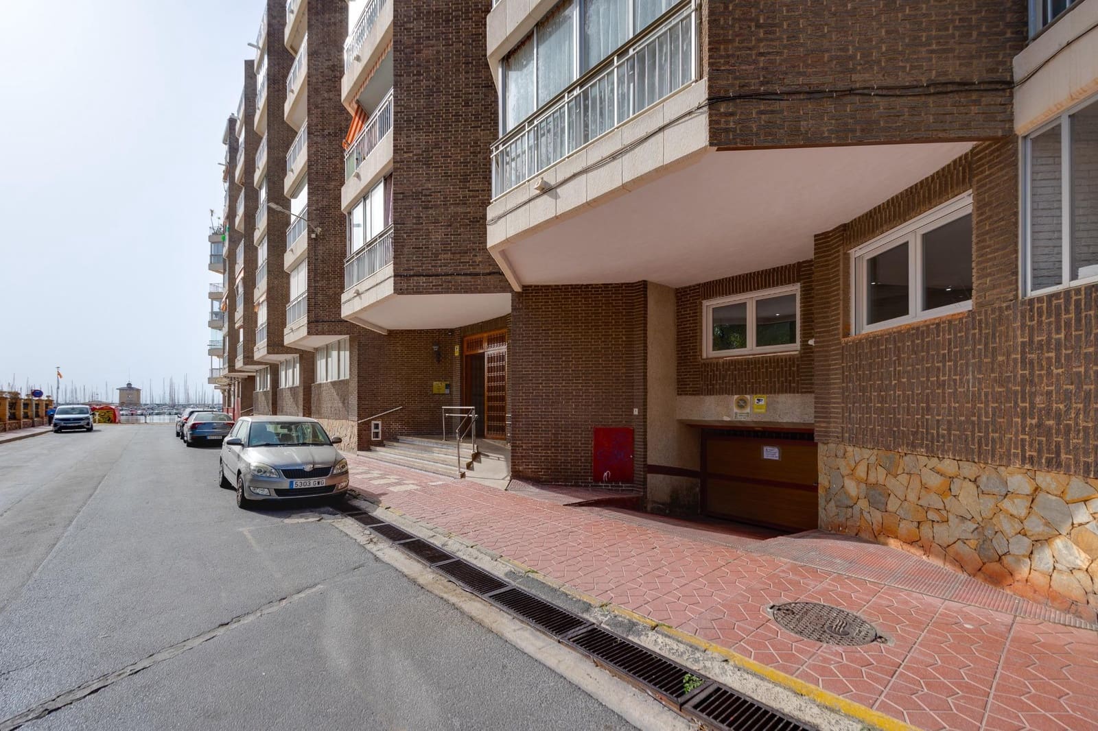 2 soverom Leilighet til salgs i Torrevieja - € 279 000 (Ref: 9763700)