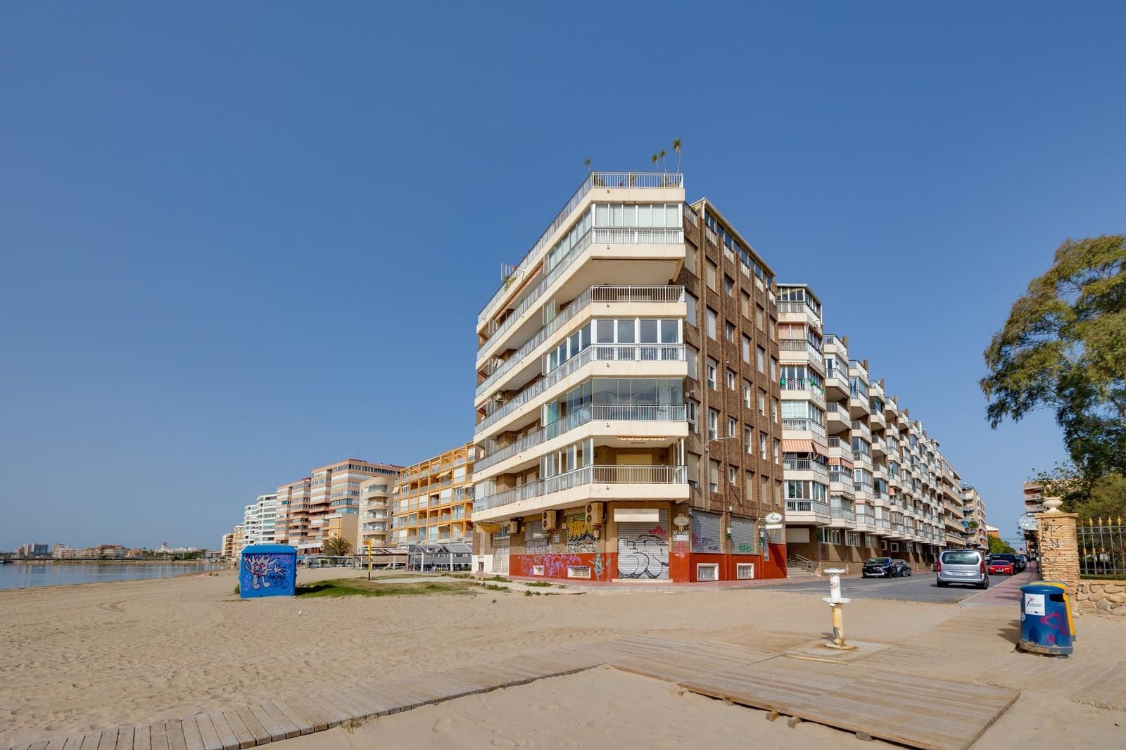 2 soverom Leilighet til salgs i Torrevieja - € 279 000 (Ref: 9763700)