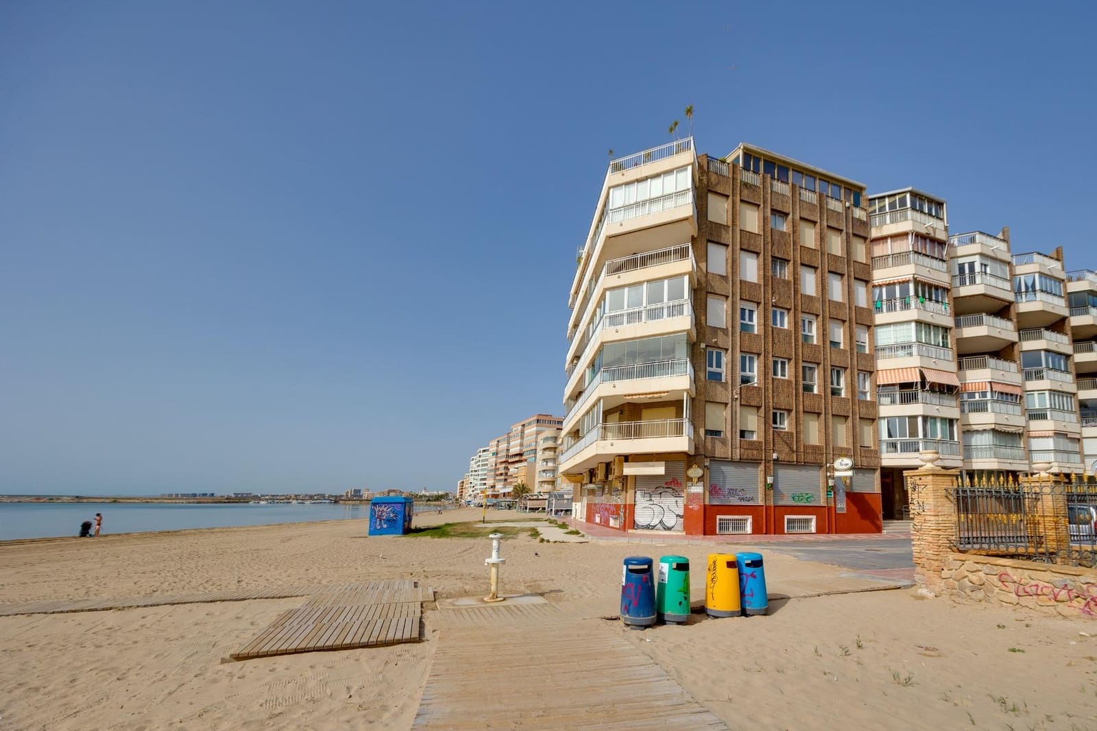 2 soverom Leilighet til salgs i Torrevieja - € 279 000 (Ref: 9763700)