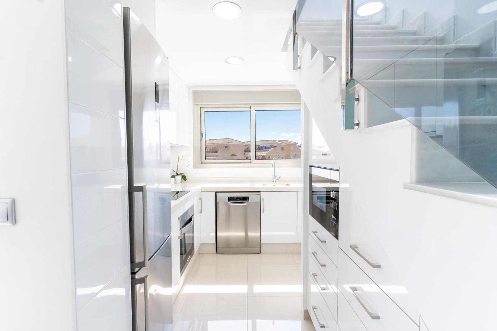 2 soveværelse Penthouse til salg i La Zenia med swimmingpool garage - € 349.000 (Ref: 9778353)