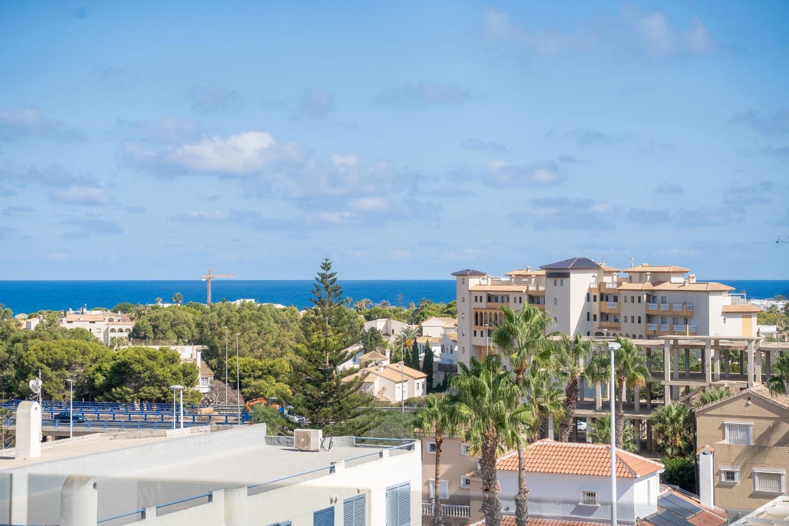 2 soveværelse Penthouse til salg i La Zenia med swimmingpool garage - € 349.000 (Ref: 9778353)