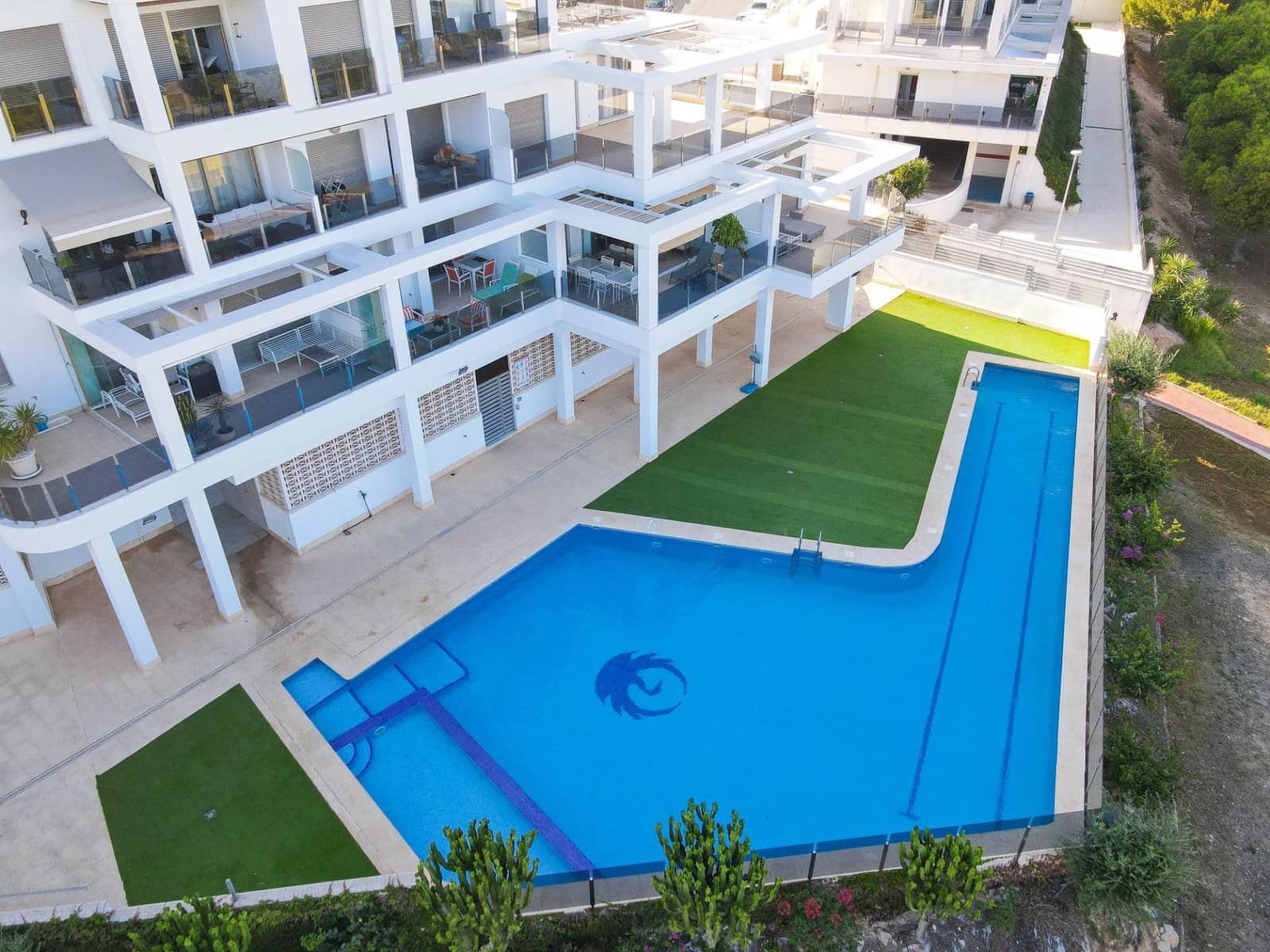2 soveværelse Penthouse til salg i La Zenia med swimmingpool garage - € 349.000 (Ref: 9778353)