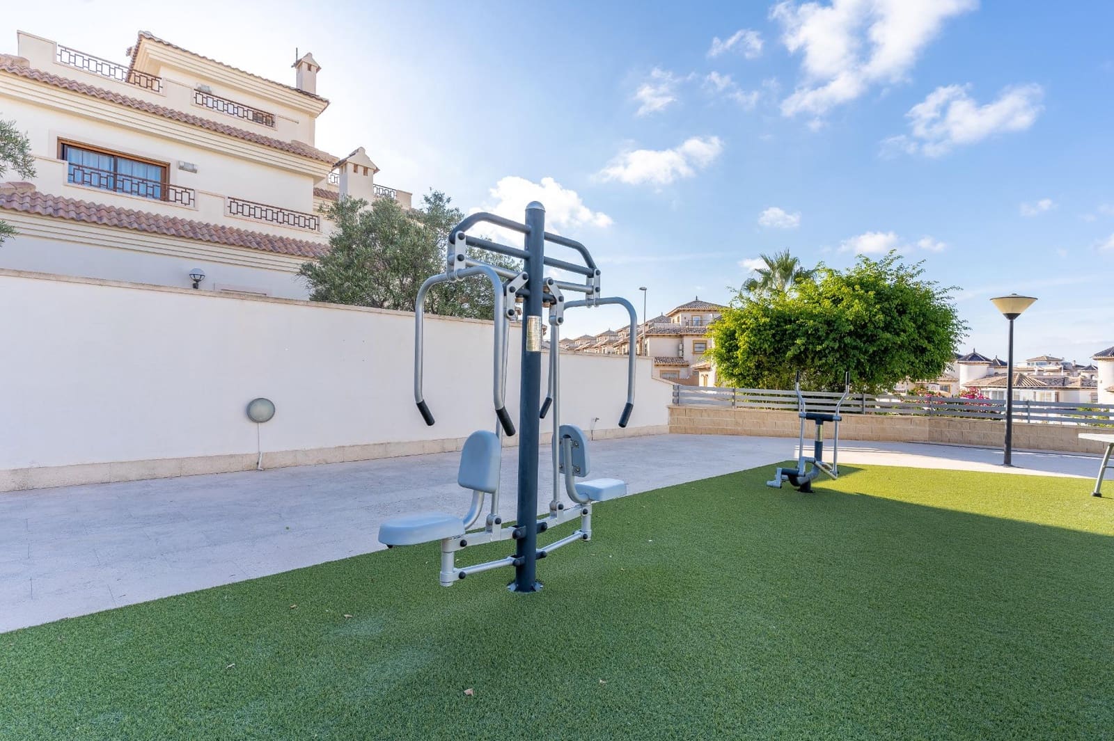 2 soveværelse Penthouse til salg i La Zenia med swimmingpool garage - € 349.000 (Ref: 9778353)