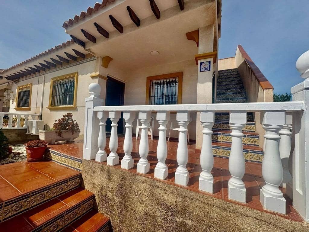 2 Zimmer Bungalow zu verkaufen in Filipinas mit Pool - 174.000 € (Ref: 9778355)