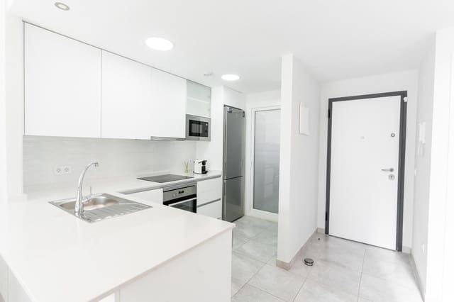 2 quarto Penthouse para venda em Las Filipinas com piscina - 349 000 € (Ref: 9780763)