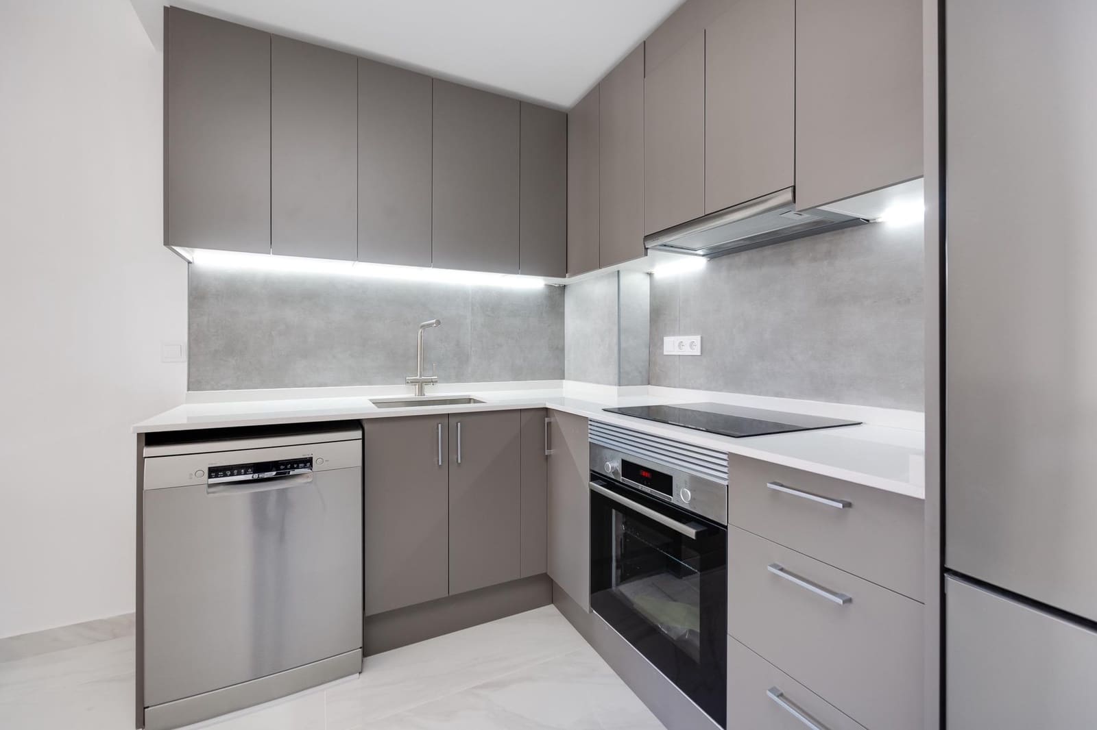 3 makuuhuone Huoneisto myytävänä paikassa Torrevieja - 205 000 € (Ref: 9786980)