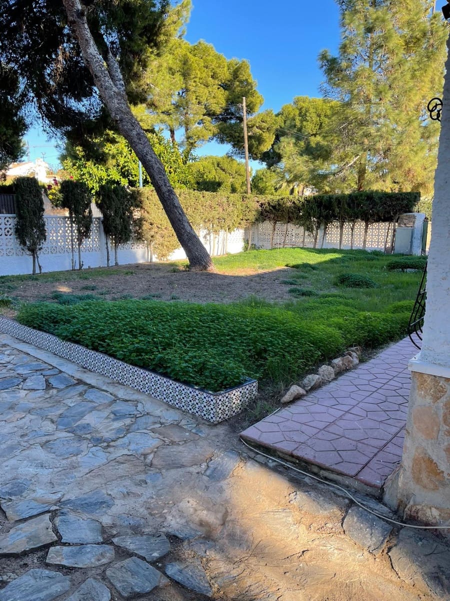 Chalet de 3 habitaciones en Orihuela Costa en venta - 499.500 € (Ref: 9786981)