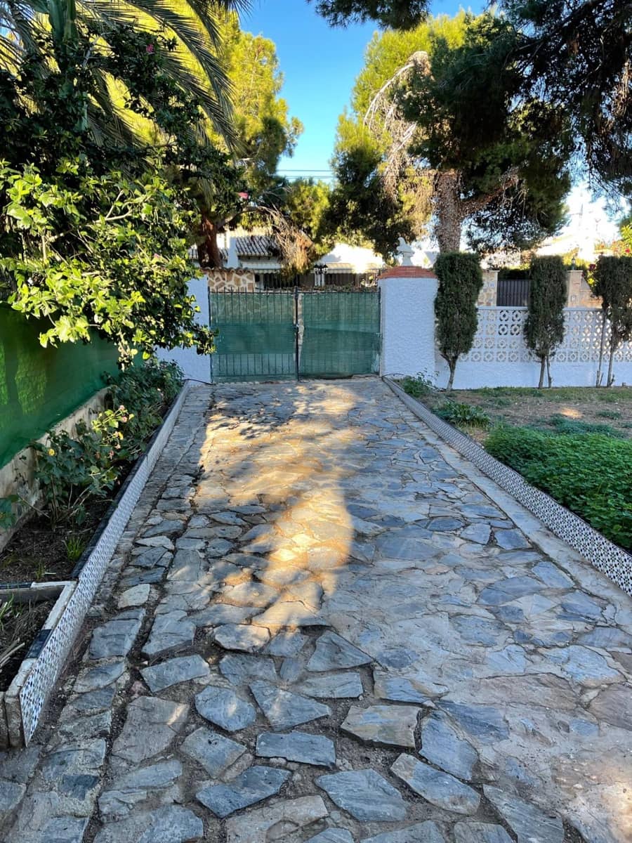 Chalet de 3 habitaciones en Orihuela Costa en venta - 499.500 € (Ref: 9786981)