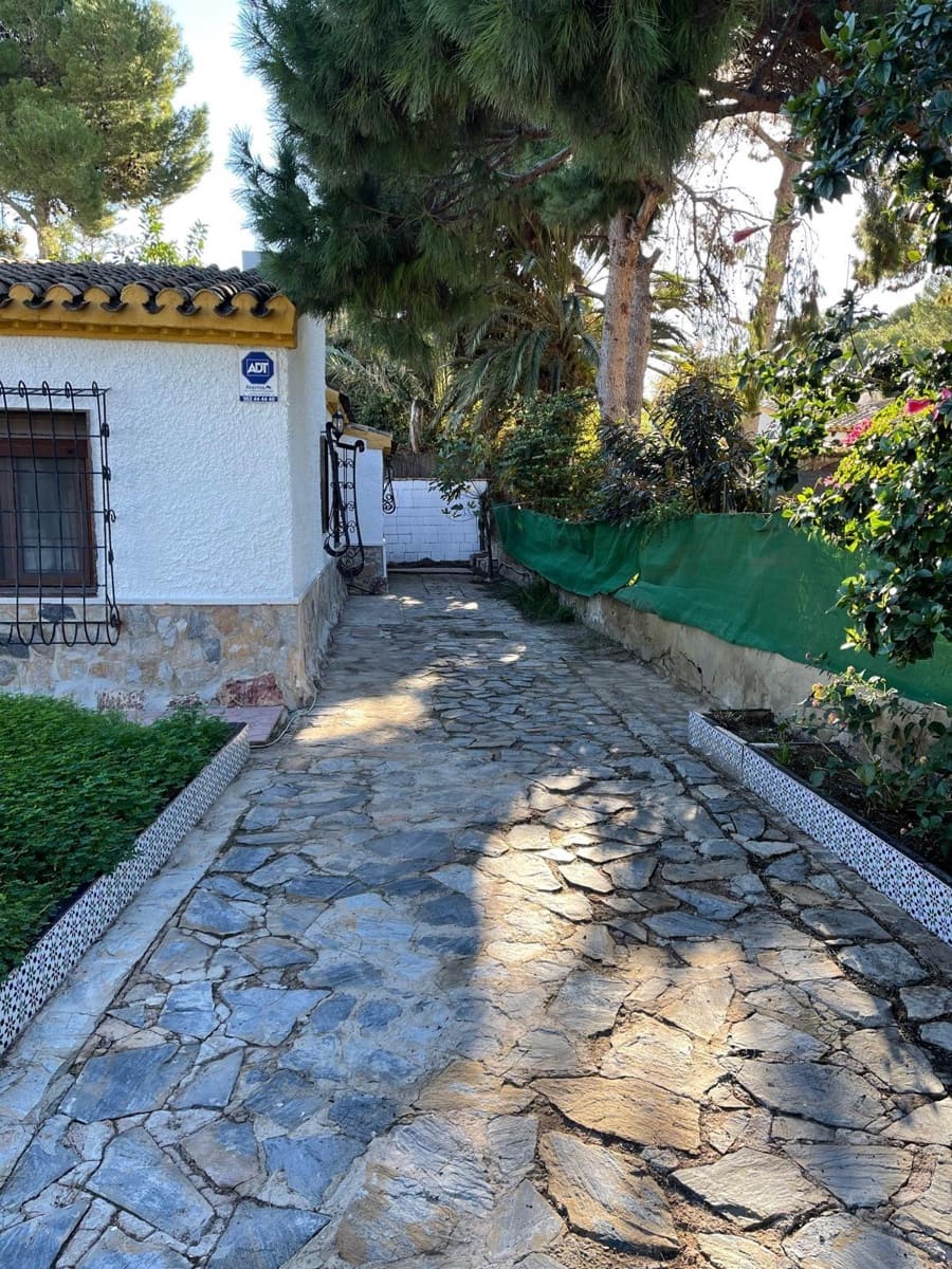 Chalet de 3 habitaciones en Orihuela Costa en venta - 499.500 € (Ref: 9786981)