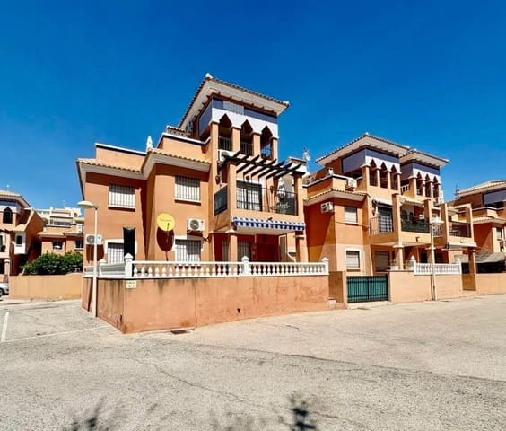 3 soverom Penthouse til salgs i Playa Flamenca, Orihuela med svømmebasseng - € 194 950 (Ref: 9797321)