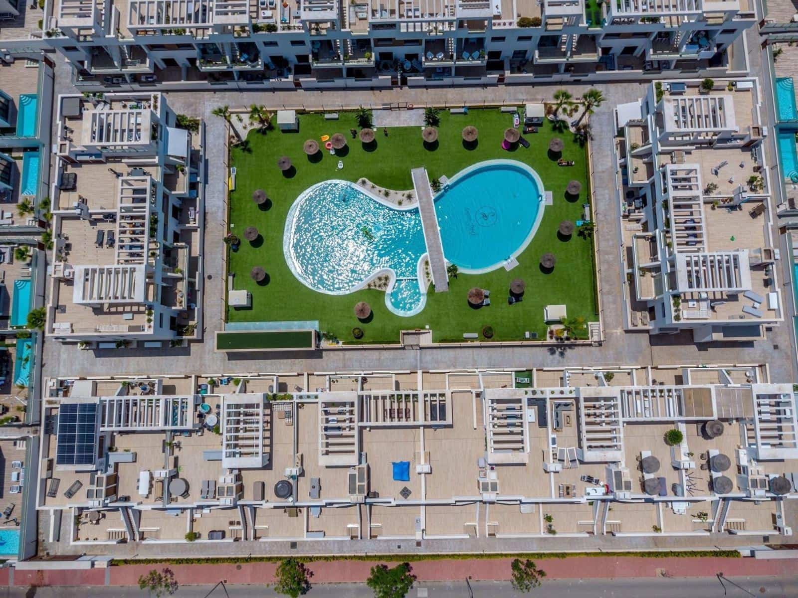 2 quarto Apartamento para venda em Los Balcones com piscina garagem - 269 900 € (Ref: 9799461)