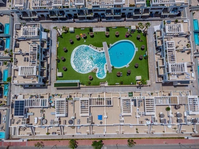 2 quarto Apartamento para venda em Los Balcones com piscina garagem - 269 900 € (Ref: 9799461)