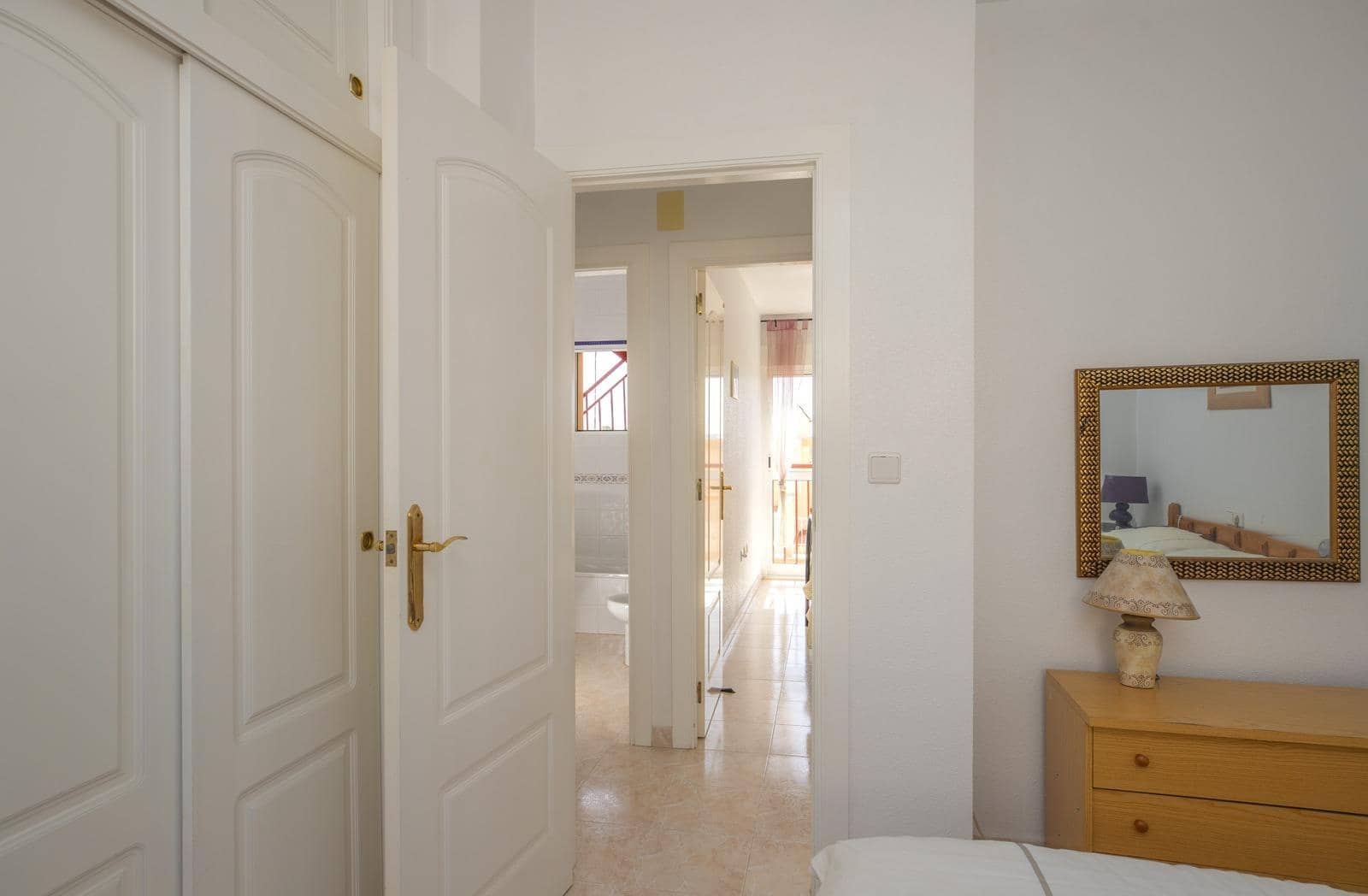 2 Zimmer Penthouse zu verkaufen in La Florida mit Pool - 149.000 € (Ref: 9799462)