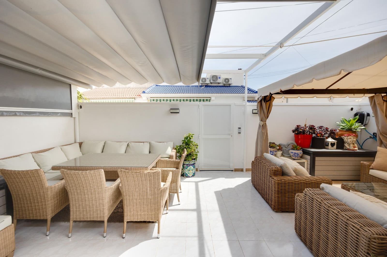 3 bedroom Apartment for sale in Paraje Natural with pool - € 220,000 (Ref: 9801339)