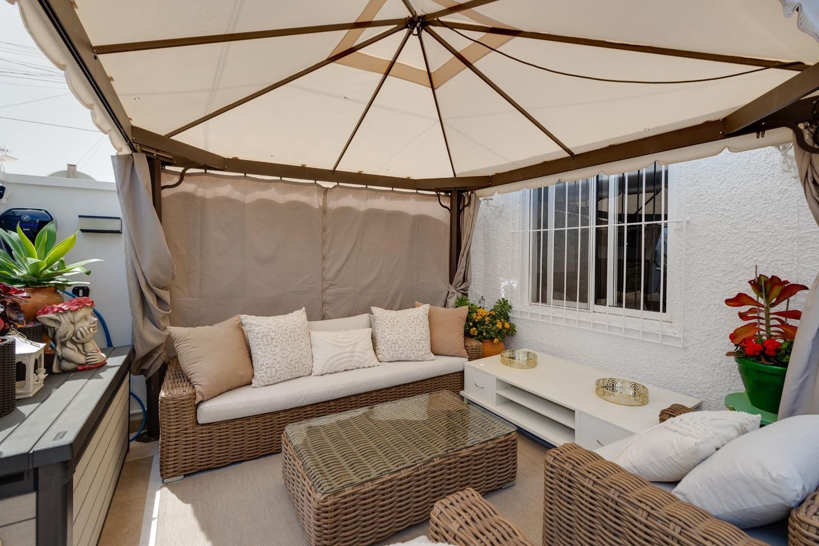 3 bedroom Apartment for sale in Paraje Natural with pool - € 220,000 (Ref: 9801339)